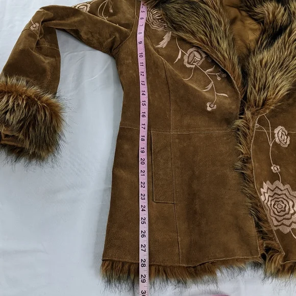 ✌️Penny Lane Brown Faux Fur Trimmed Women's Suede Leather Jacket 🎸 - Picture 12 of 15